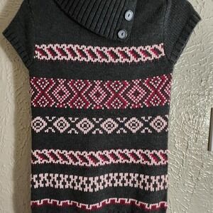 Grey and pink sweater with a ouch of fairy charm